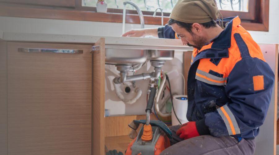 Expert burst pipe repair services in Oxford, KS
